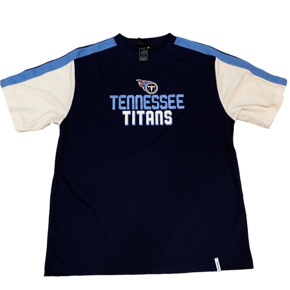 NFL Titans  short sleeve shirt. Great preowned condition.